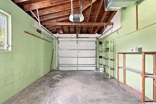 2101 Winchester Rd N, Saint Petersburg, FL 33710 - Photo 27