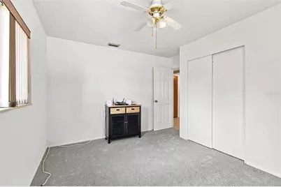 2101 Winchester Road N, Saint Petersburg, FL 33710 - Photo 47