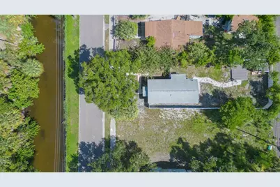 2356 38th Street S, Saint Petersburg, FL 33711 - Photo 19
