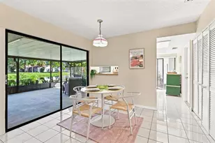 10311 Chadbourne Dr, Tampa, FL 33624 - Photo 7