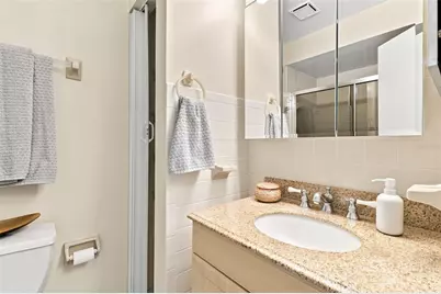 10311 Chadbourne Drive, Tampa, FL 33624 - Photo 15