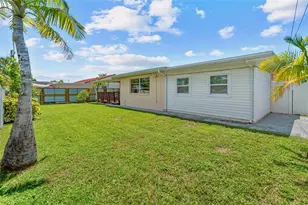 11225 59th Ave, Seminole, FL 33772 - Photo 17