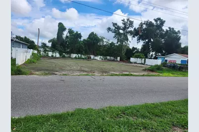 4324 E Grove View Avenue, Tampa, FL 33617 - Photo 5
