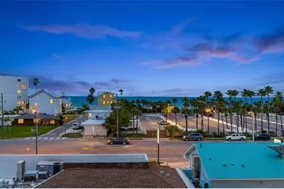 18105 1st Street E, Redington Shores, FL 33708 - Photo 9
