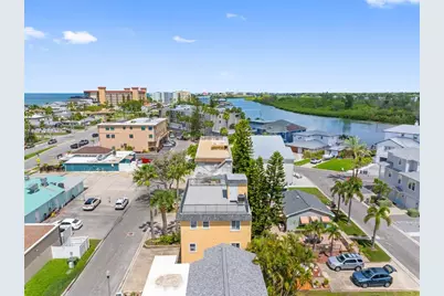 18105 1st Street E, Redington Shores, FL 33708 - Photo 77