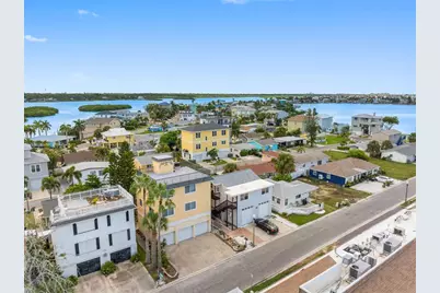 18105 1st Street E, Redington Shores, FL 33708 - Photo 81