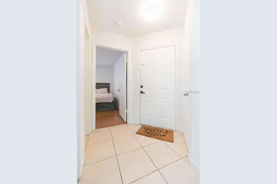 8636 Mallard Reserve Drive #201, Tampa, FL 33614 - Photo 3