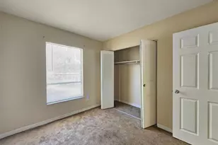 7602 W Powhatan Ave, Tampa, FL 33615 - Photo 17