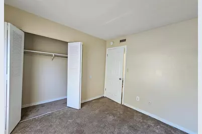 7602 W Powhatan Avenue #2, Tampa, FL 33615 - Photo 17