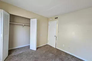 7602 W Powhatan Ave, Tampa, FL 33615 - Photo 17