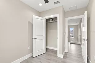 15436 Casey Rd, Tampa, FL 33624 - Photo 51