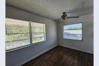 209 NW Jefferson Circle N #13, Saint Petersburg, FL 33702 - Photo 3