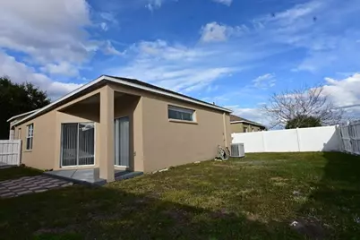 24852 Portofino Dr, Lutz, FL 33559 - Photo 13