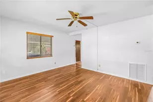 8068 28th Ave N, Saint Petersburg, FL 33710 - Photo 5