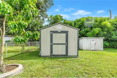 8068 28th Avenue N, Saint Petersburg, FL 33710 - Photo 33