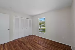 7504 N Sanibel Cir, Temple Terrace, FL 33637 - Photo 5