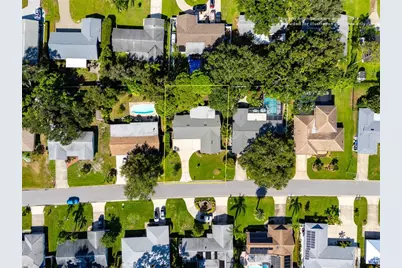 2362 Mangrum Dr, Dunedin, FL 34698 - Photo 31
