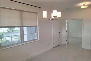 2525 3rd Ave, Saint Petersburg, FL 33712 - Photo 3