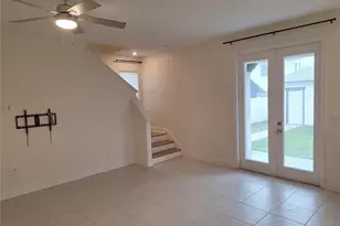 2525 3rd Ave, Saint Petersburg, FL 33712 - Photo 11