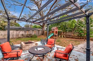 305 Baker Ave, Clearwater, FL 33755 - Photo 41