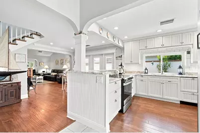 8643 Piper Lane, Seminole, FL 33777 - Photo 13