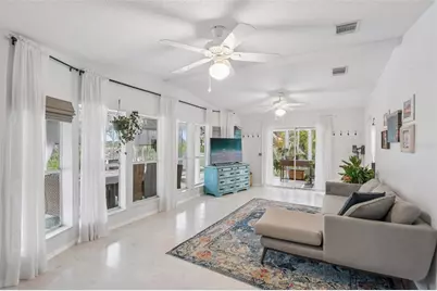 507 River View Lane, Tarpon Springs, FL 34689 - Photo 5