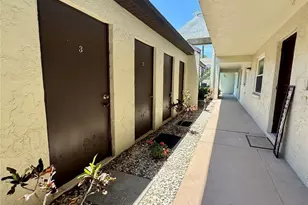 1100 E Bay Dr, Largo, FL 33770 - Photo 25
