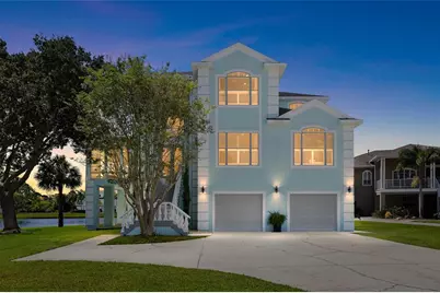 2106 Pelican Court, Tarpon Springs, FL 34689 - Photo 1