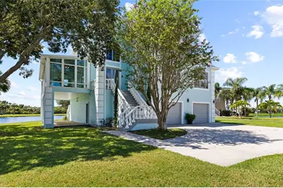 2106 Pelican Court, Tarpon Springs, FL 34689 - Photo 3