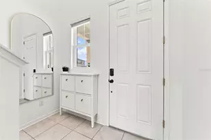 34103 White Fountain Ct, Wesley Chapel, FL 33545 - Photo 3