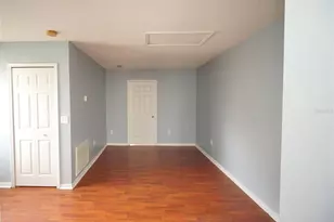 8532 Edgewater Pl Blvd, Tampa, FL 33615 - Photo 21