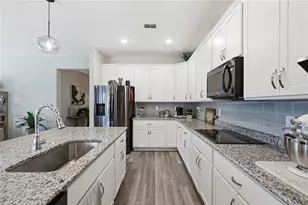 8170 Nordica Rd, Weeki Wachee, FL 34613 - Photo 23