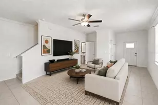 36536 Well Hill Wy, Zephyrhills, FL 33541 - Photo 5