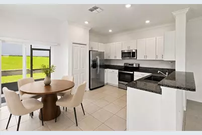 36536 Well Hill Way, Zephyrhills, FL 33541 - Photo 7