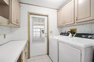 428 Pelican Dr S, Oldsmar, FL 34677 - Photo 41