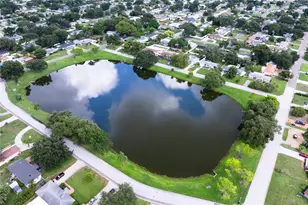 2501 Leslee Lake Dr N, Saint Petersburg, FL 33713 - Photo 45