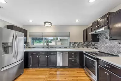 2501 Leslee Lake Drive N, Saint Petersburg, FL 33713 - Photo 21
