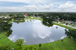 2501 Leslee Lake Dr N, Saint Petersburg, FL 33713 - Photo 47