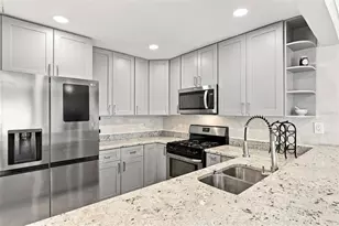 7719 91st St, Seminole, FL 33777 - Photo 3