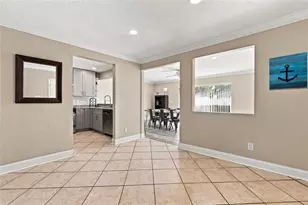 7719 91st St, Seminole, FL 33777 - Photo 5