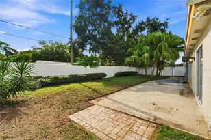 7719 91st St, Seminole, FL 33777 - Photo 21