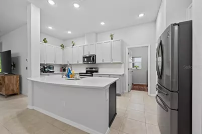 28583 Cozy Creek Drive, Wesley Chapel, FL 33543 - Photo 11