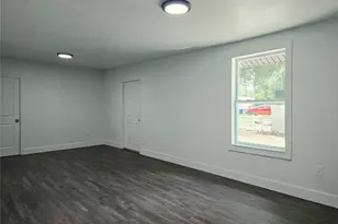 9408 N 12th St, Tampa, FL 33612 - Photo 3