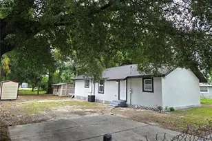 9408 N 12th St, Tampa, FL 33612 - Photo 1