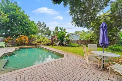 6100 3rd Avenue N, Saint Petersburg, FL 33710 - Photo 11