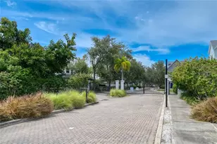 4625 Legacy Park Dr, Tampa, FL 33611 - Photo 47
