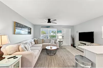 7151 Sunset Way #9, Saint Pete Beach, FL 33706 - Photo 7