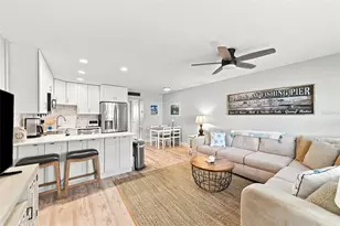 7151 Sunset Way, Saint Pete Beach, FL 33706 - Photo 5