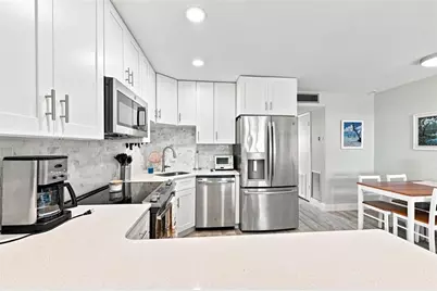 7151 Sunset Way #9, Saint Pete Beach, FL 33706 - Photo 11