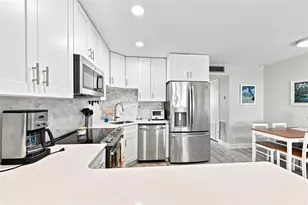 7151 Sunset Way, Saint Pete Beach, FL 33706 - Photo 11